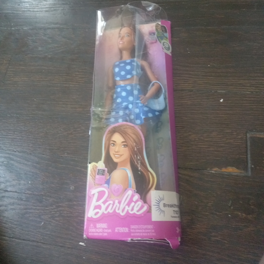 Barbie Fashionistas Doll #242 Type 1 Diabetes Breakthrough Polka Dot 2025 .